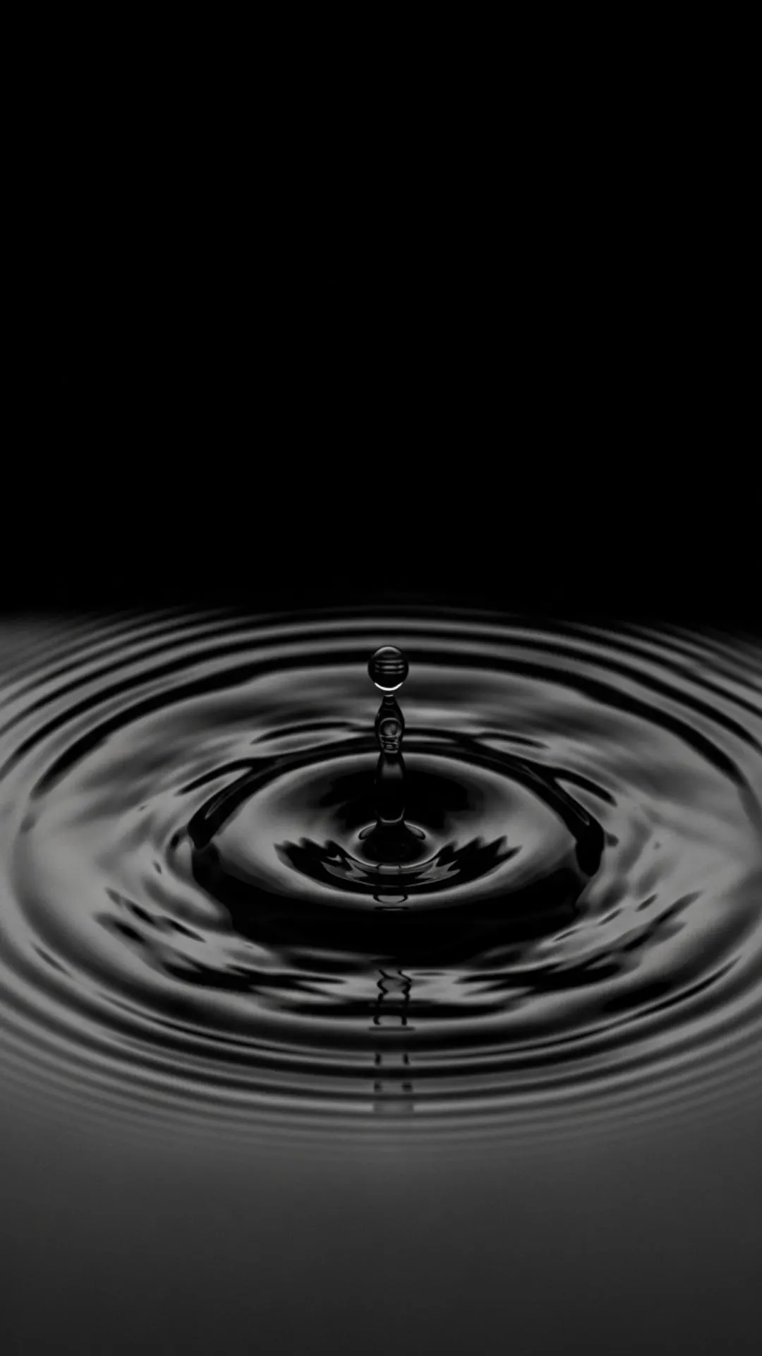 A single drop of water creating ripples, a minimalist and deep DP about the feeling of loneliness.